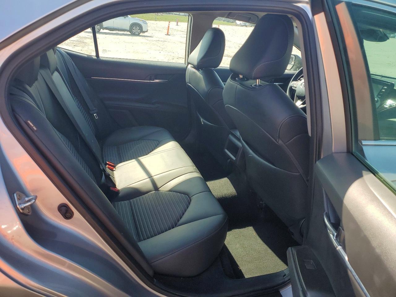 2024 Toyota Camry Se - zdjęcie 10