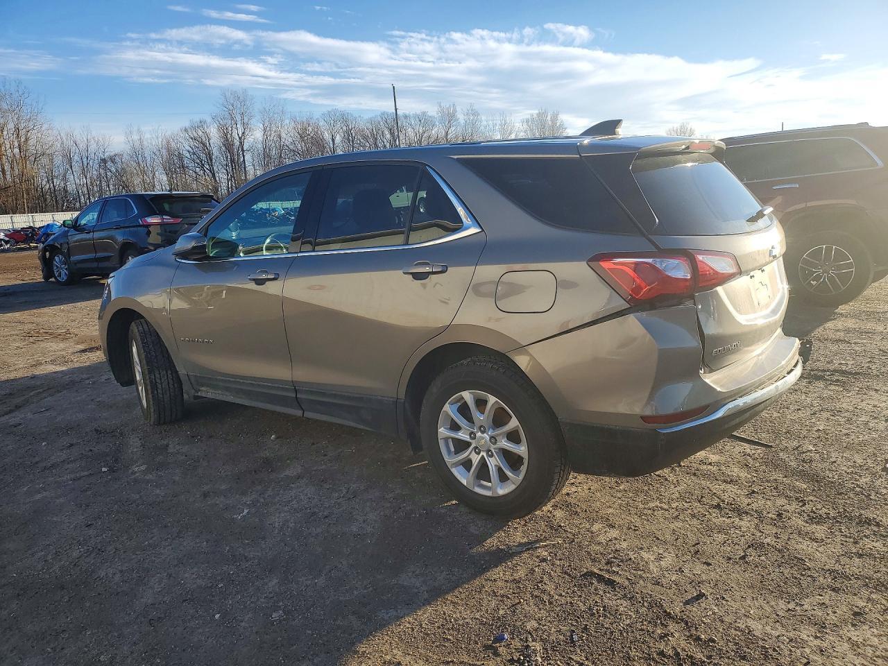 2019 Chevrolet Equinox Lt - zdjęcie 2