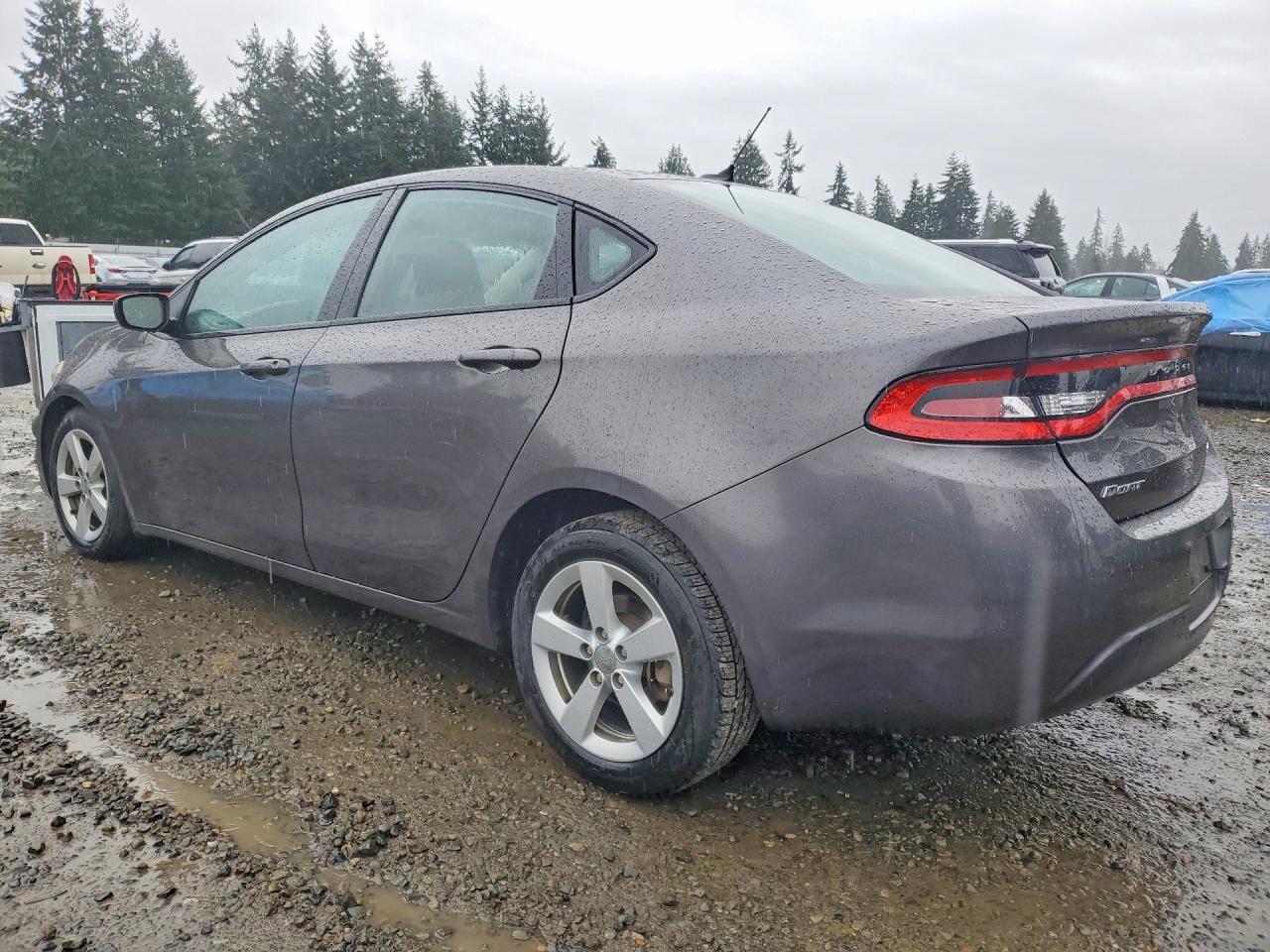 2015 Dodge Dart Sxt - zdjęcie 2
