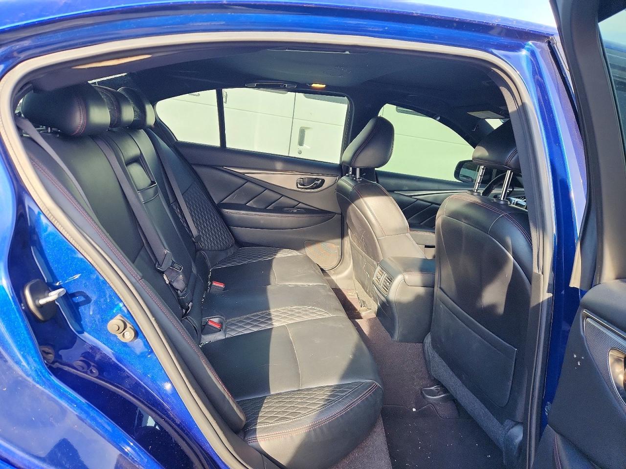 2018 Infiniti Q50 Red Sport 400 - zdjęcie 10