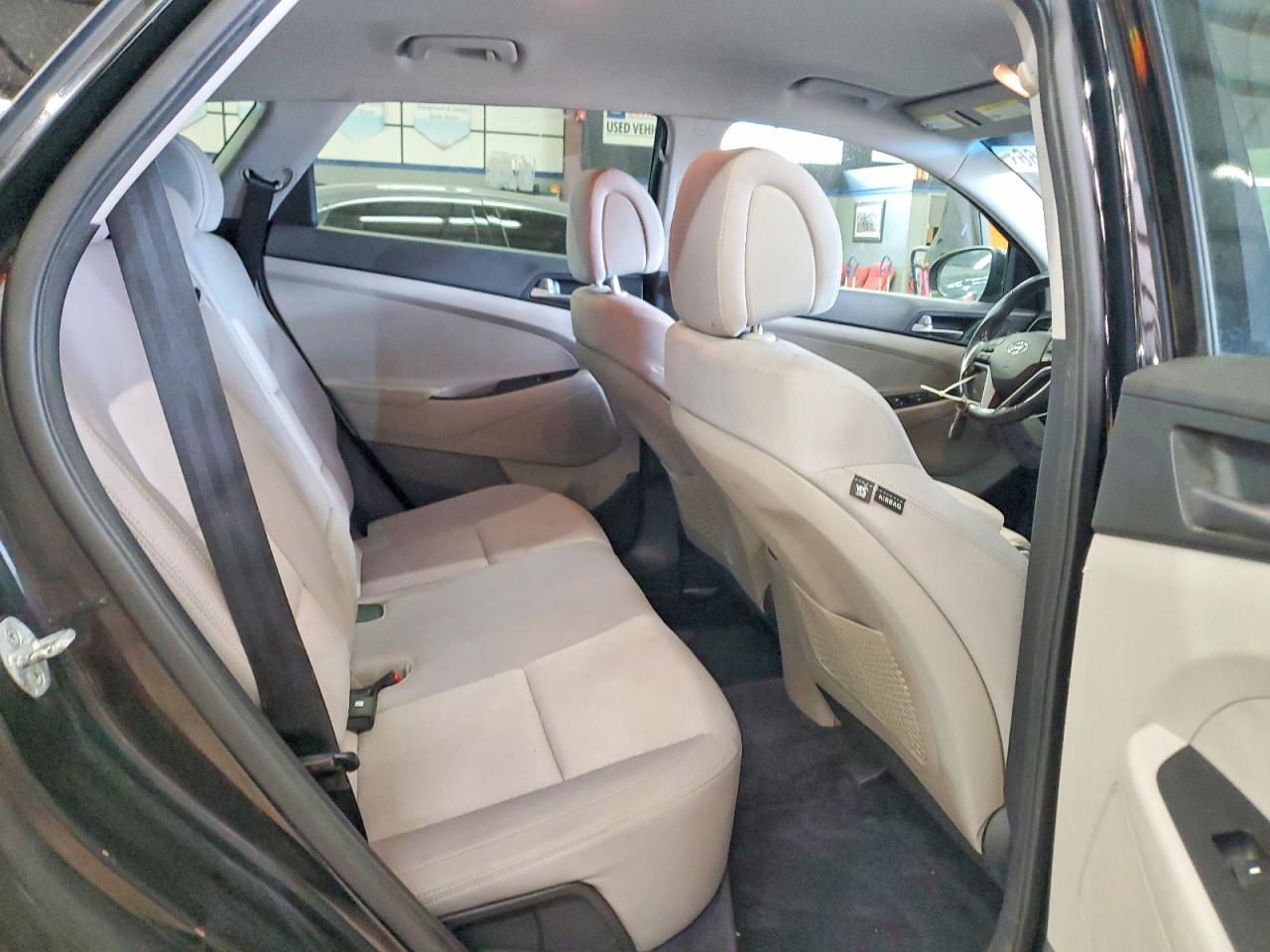 2017 Hyundai Tucson Sport - zdjęcie 11