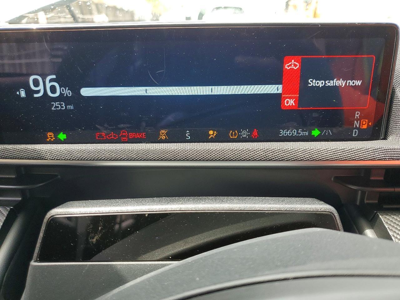 2025 Ford Mustang Mach-E Select - zdjęcie 9