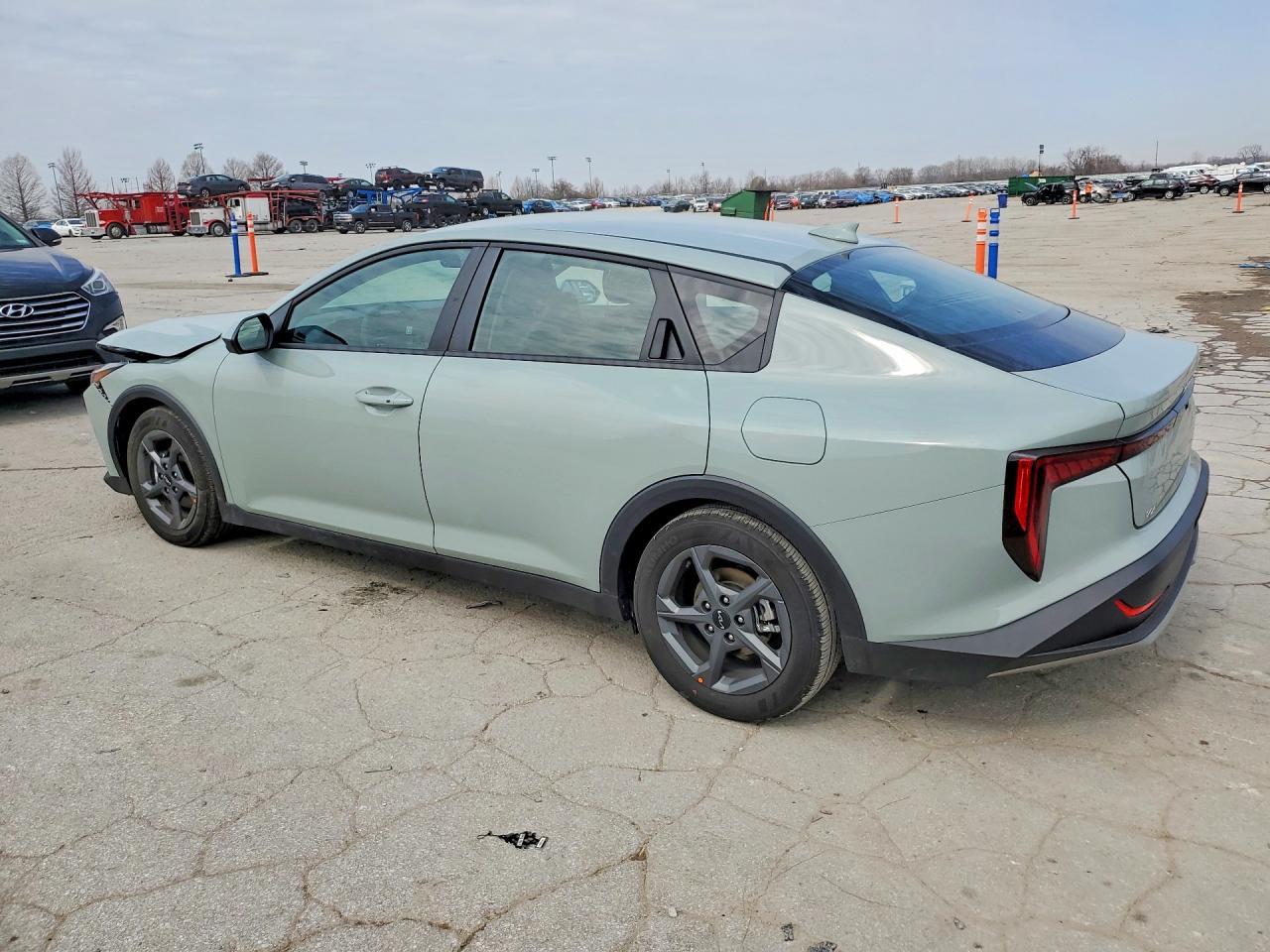 2026 Kia K4 Lxs - zdjęcie 2