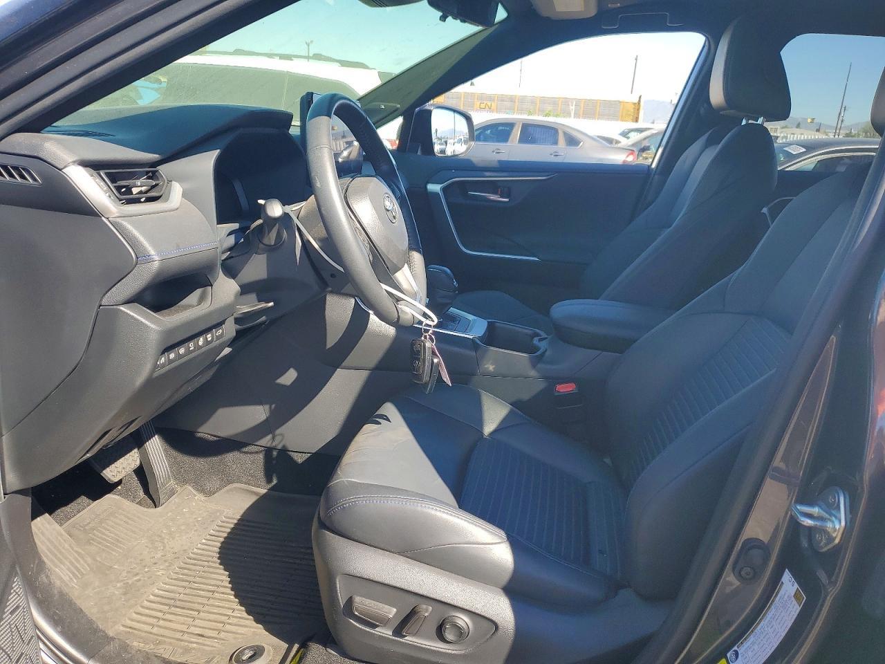 2024 Toyota Rav4 Hybrid Xse - zdjęcie 7