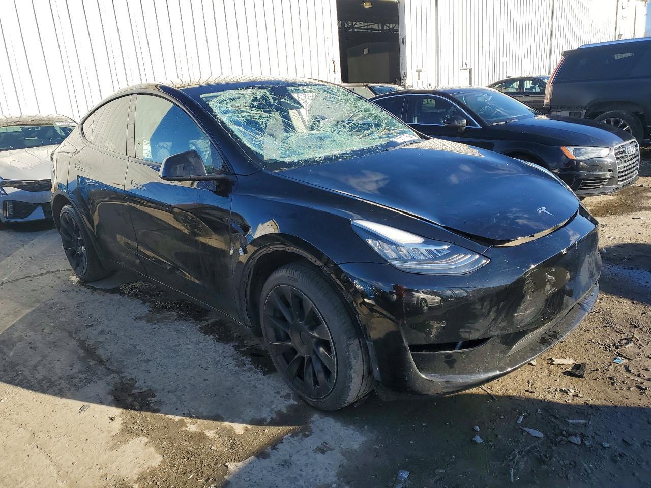 2022 Tesla Model Y - zdjęcie 4