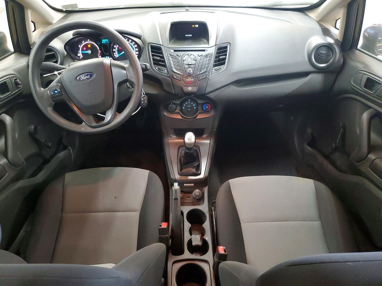 2019 Ford Fiesta S - zdjęcie 8