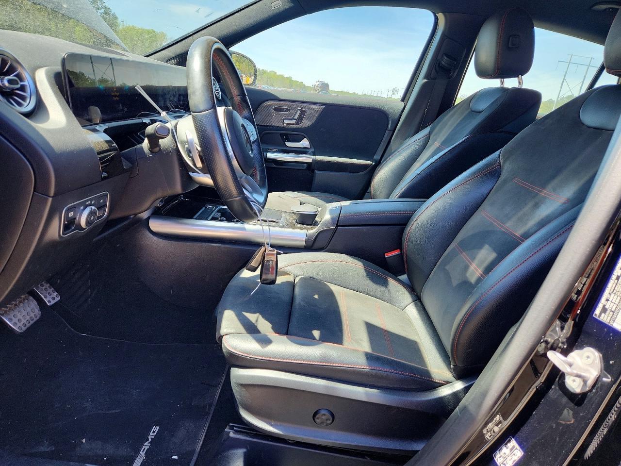 2021 Mercedes-Benz Gla 35 Amg - zdjęcie 7