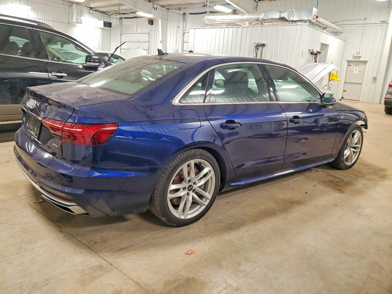 2024 Audi A4 Premium 45 - zdjęcie 3