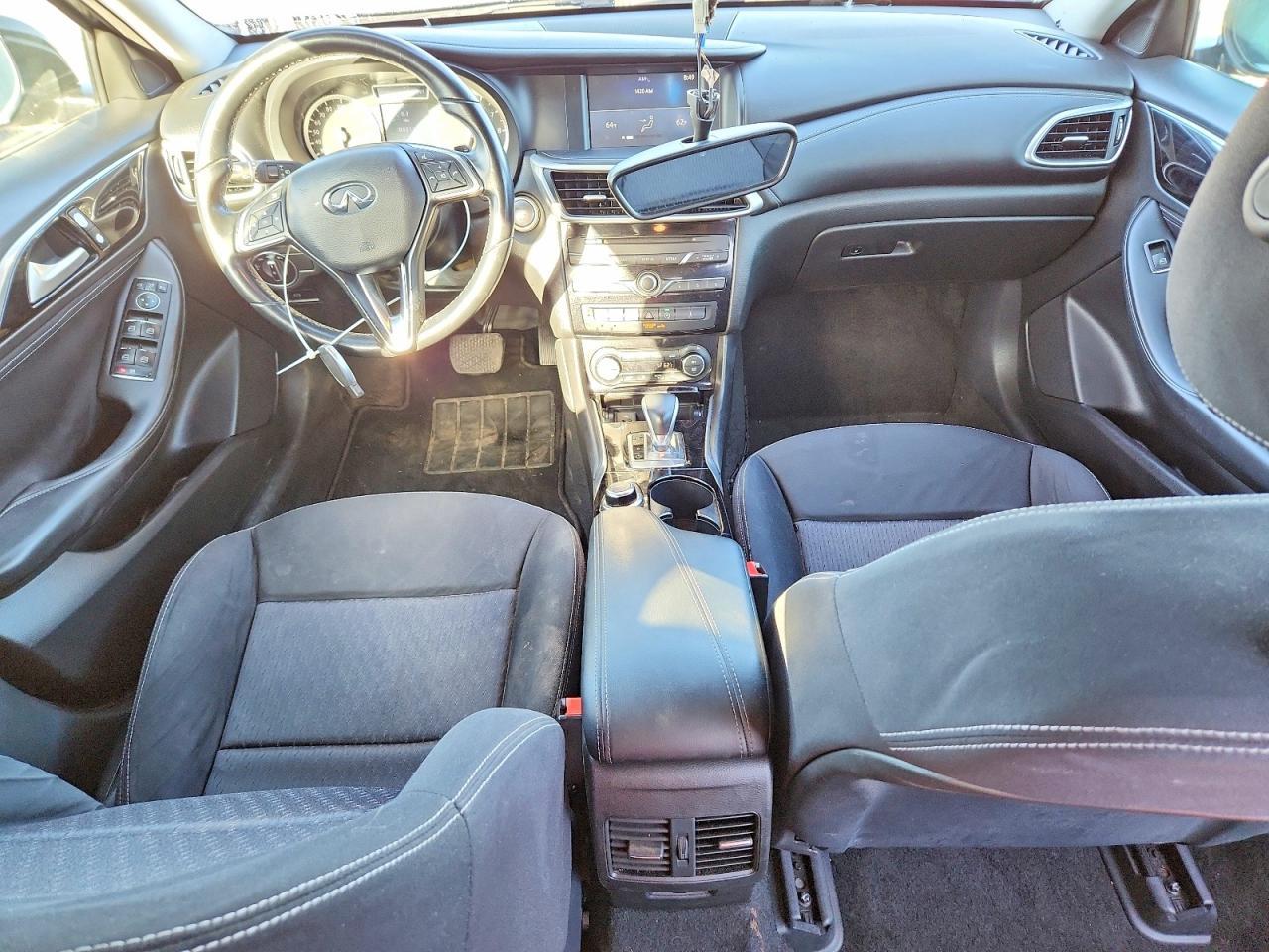 2017 Infiniti Qx30 Base - zdjęcie 8