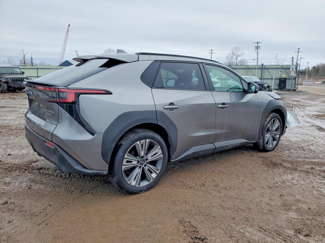 2023 Subaru Solterra Premium - zdjęcie 3