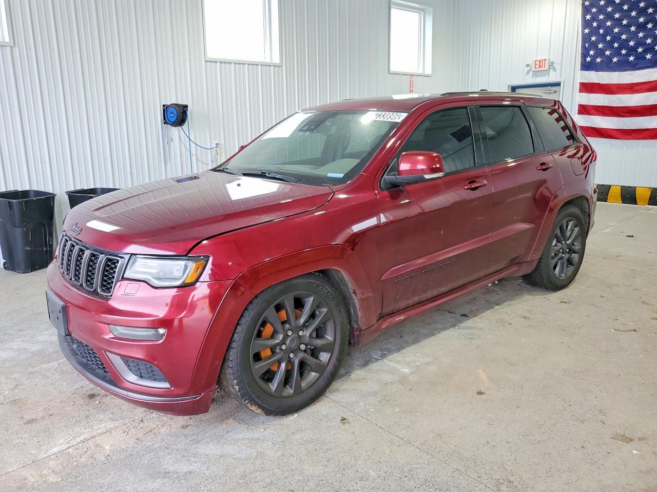 2019 Jeep Grand Cherokee Overland - zdjęcie główne