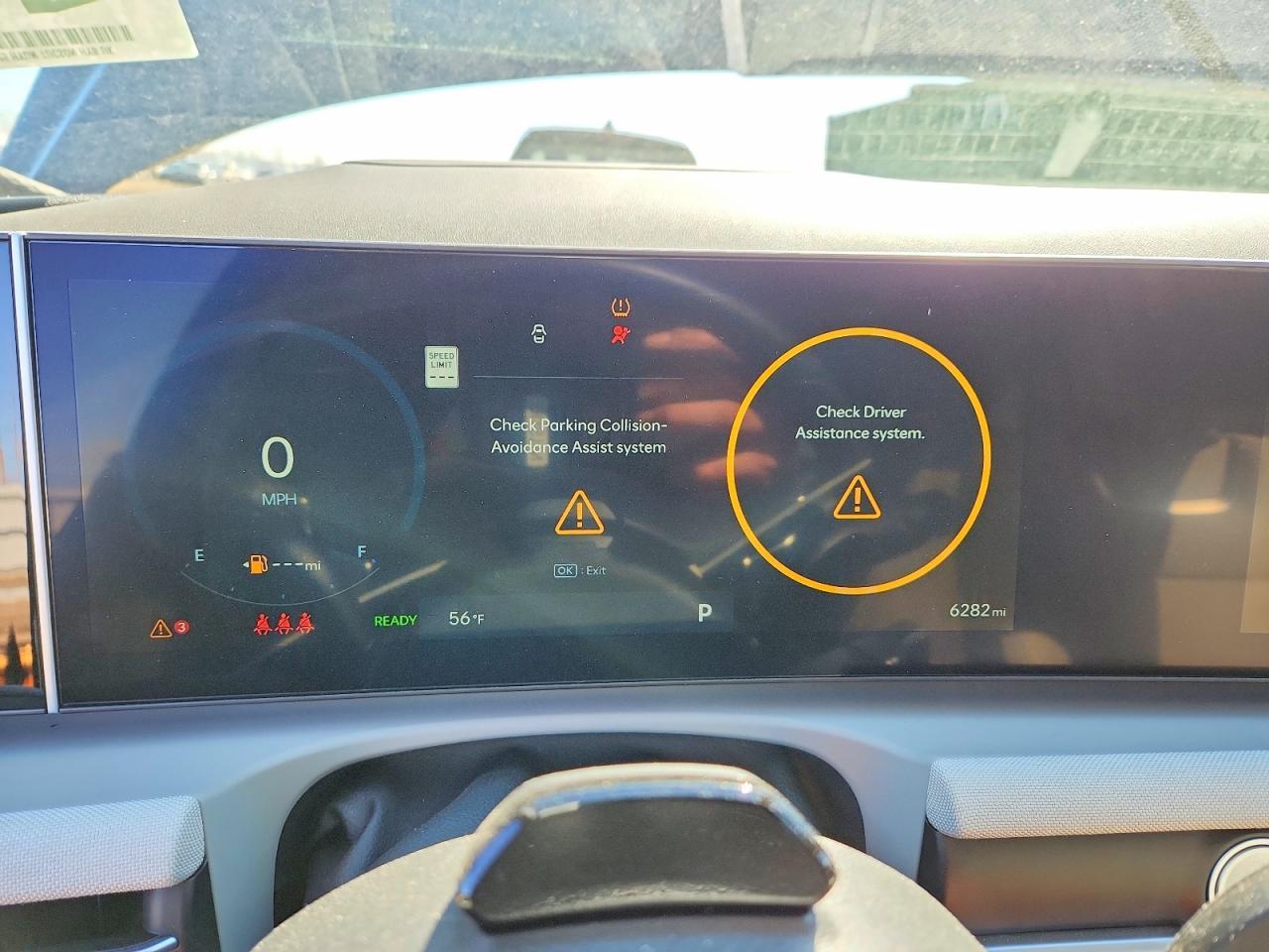 2025 Hyundai Tucson Hybrid Limited - zdjęcie 9