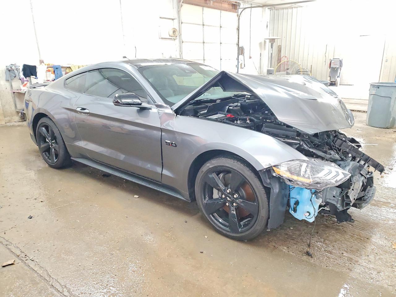 2023 Ford Mustang Gt - zdjęcie 4