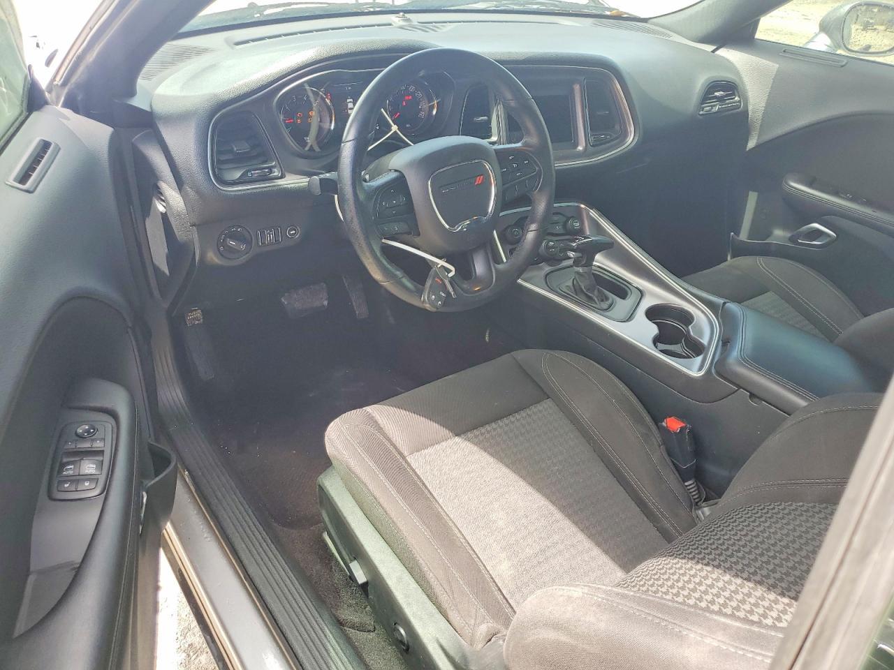 2018 Dodge Challenger R - zdjęcie 8