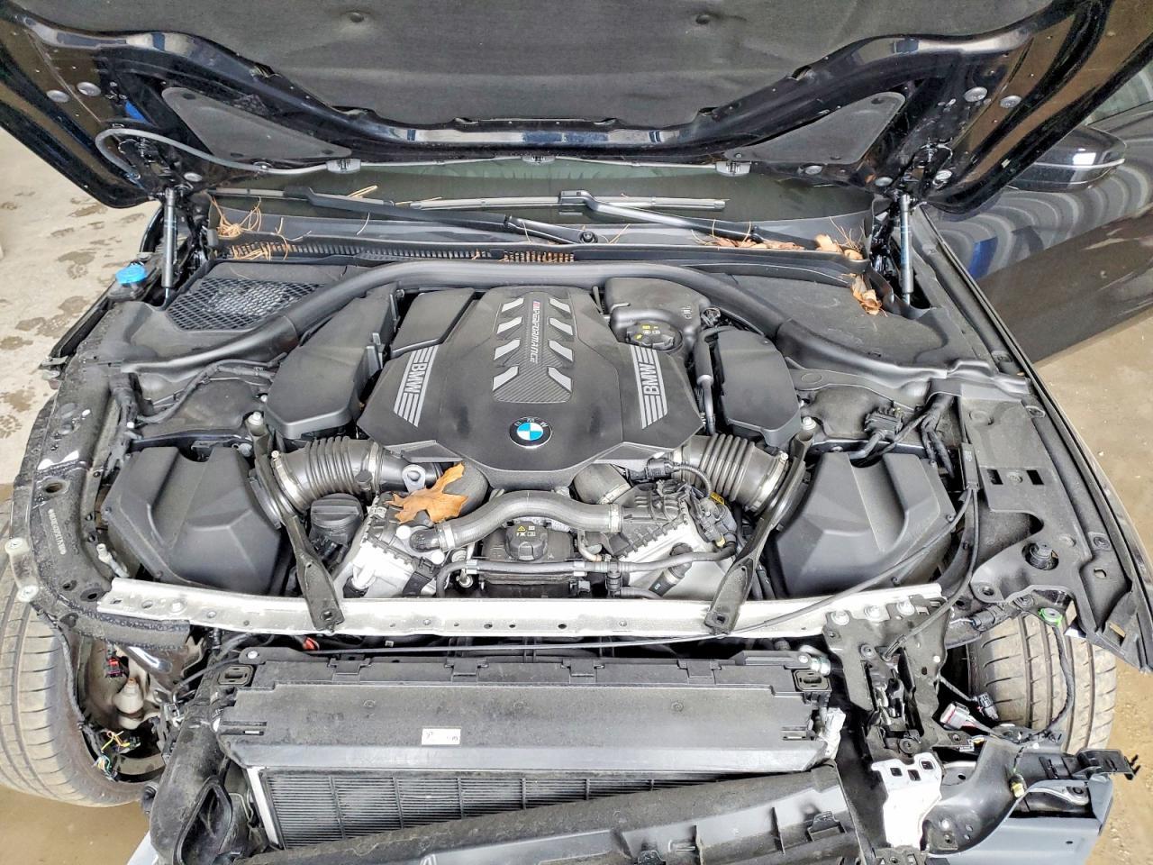 2025 BMW M850Xi - zdjęcie 11