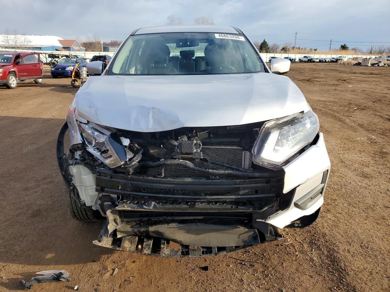 Nissan Rogue - zdjęcie 5