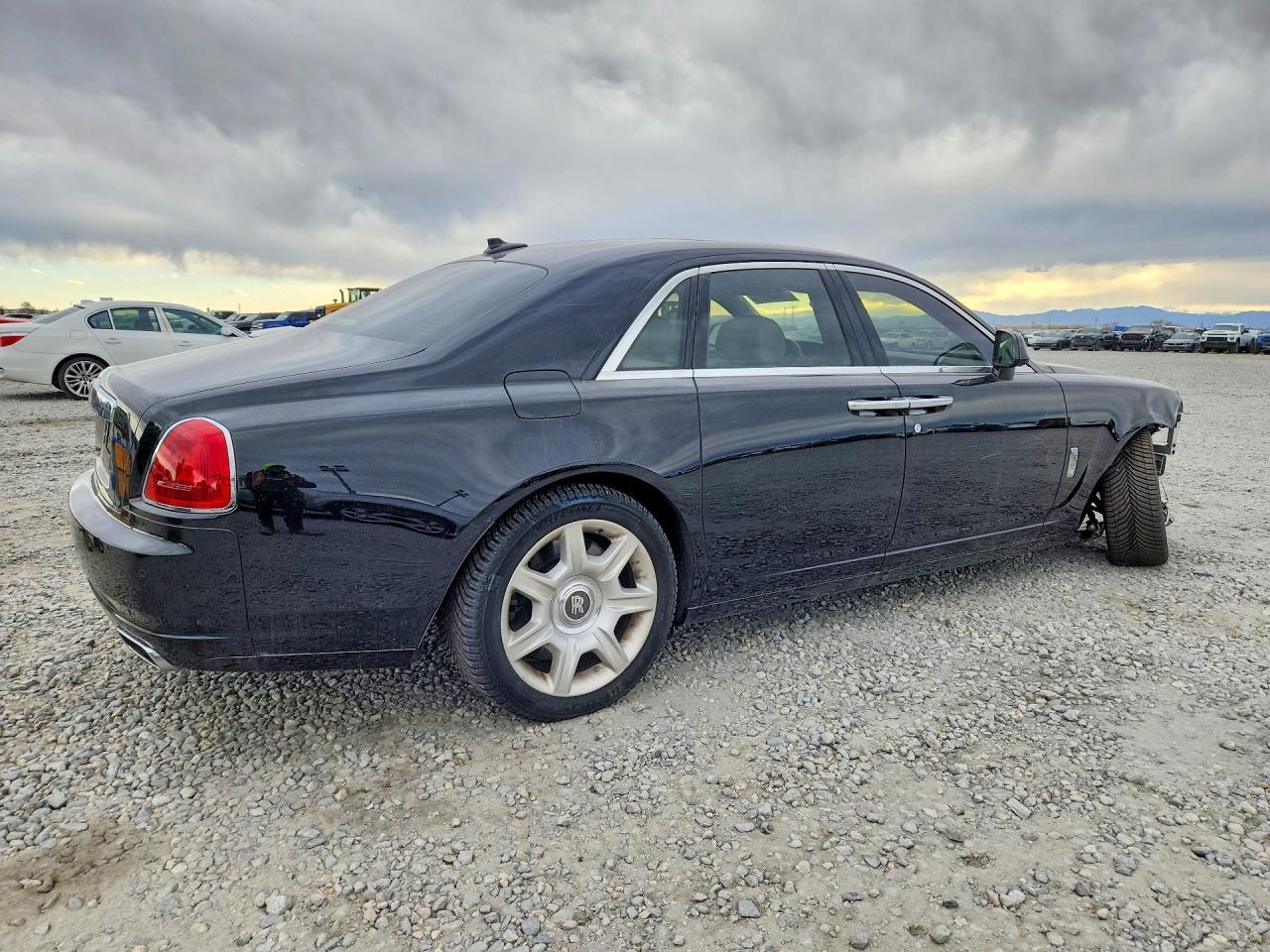 2014 Rolls-Royce Ghost - zdjęcie 3