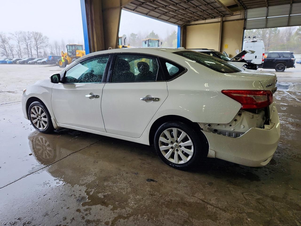 2017 Nissan Sentra Sv - zdjęcie 2