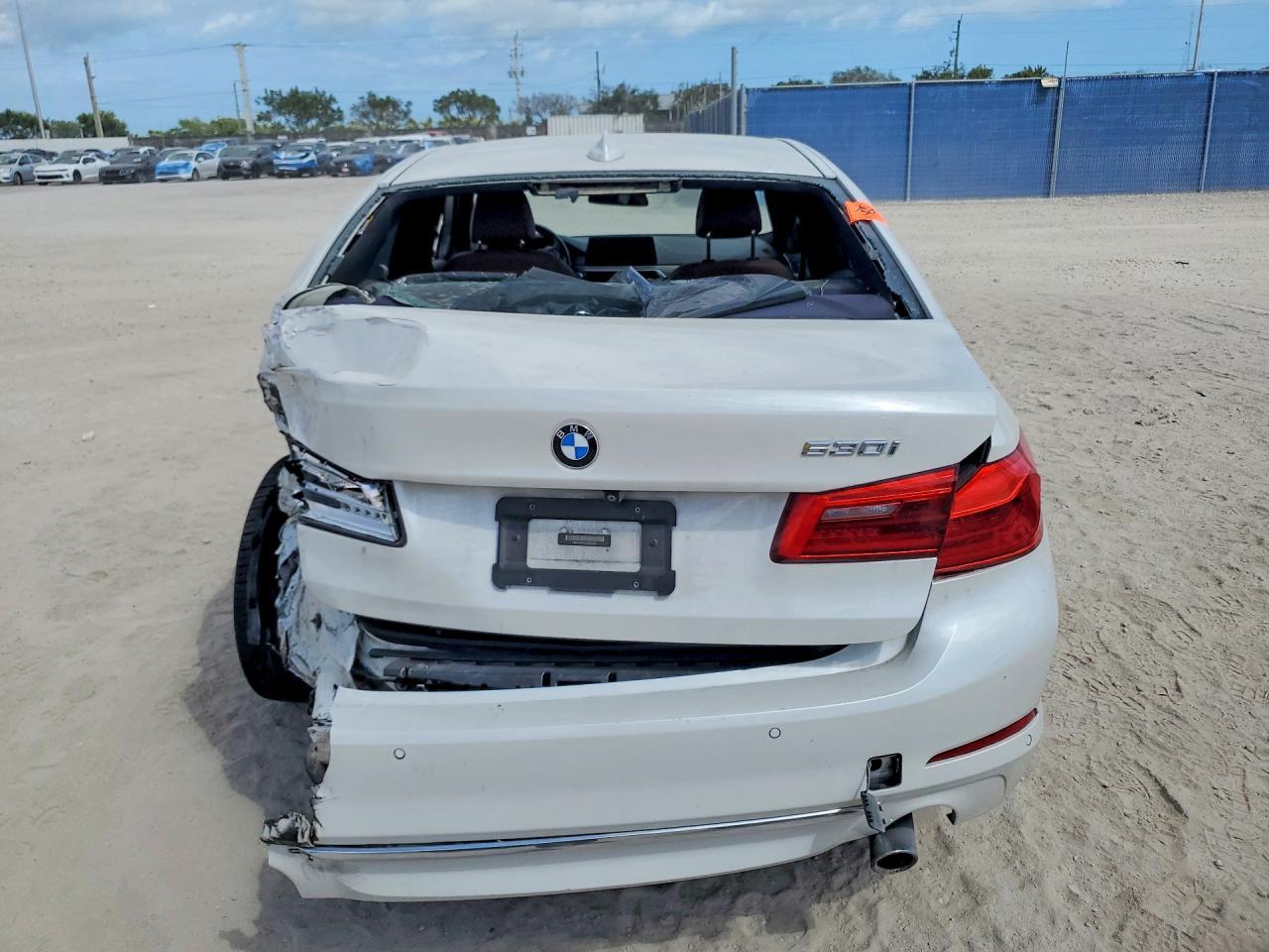 2018 BMW 530 I - zdjęcie 6