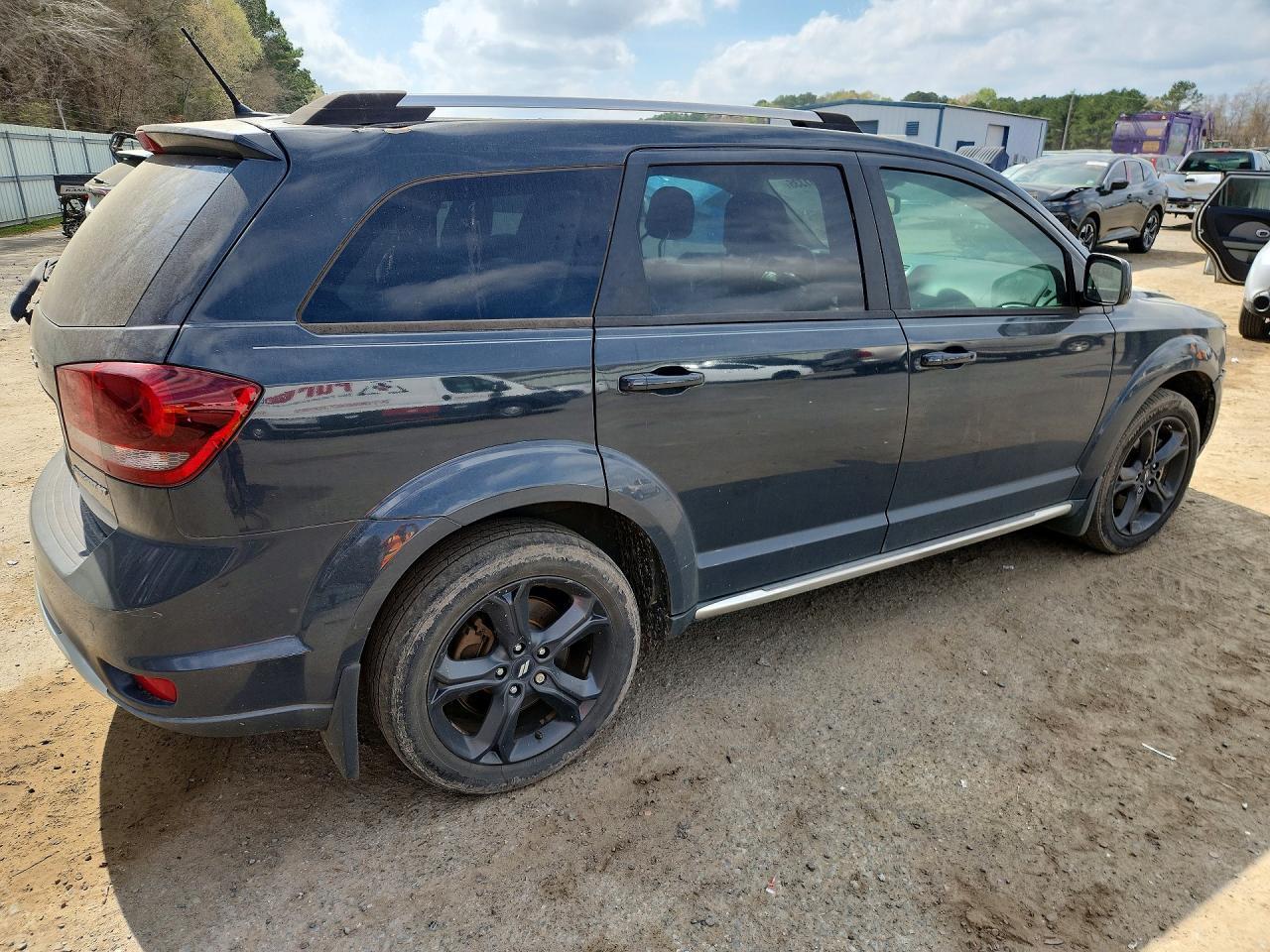 2018 Dodge Journey Crossroad - zdjęcie 3
