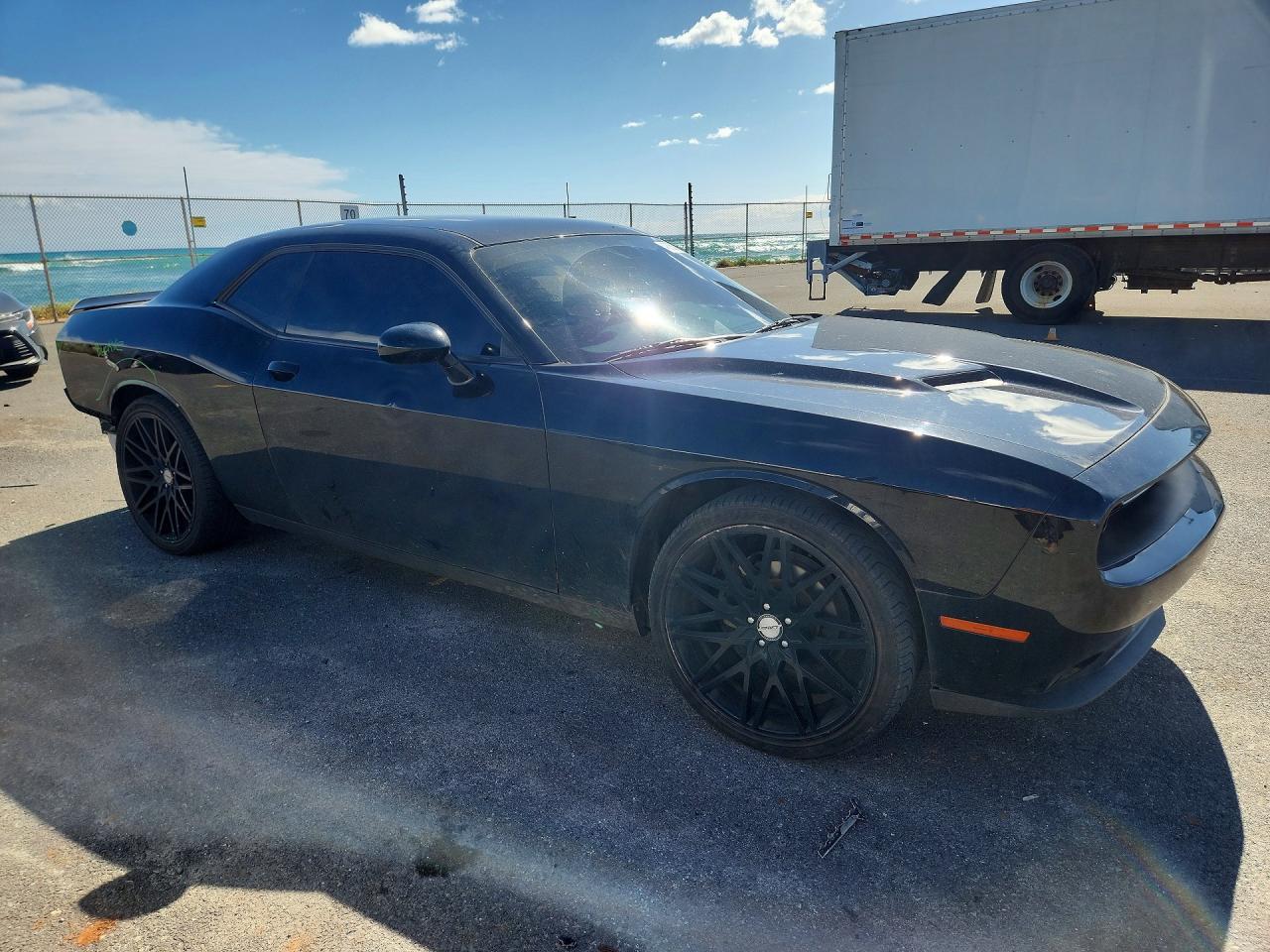 2021 Dodge Challenger Sxt - zdjęcie 4