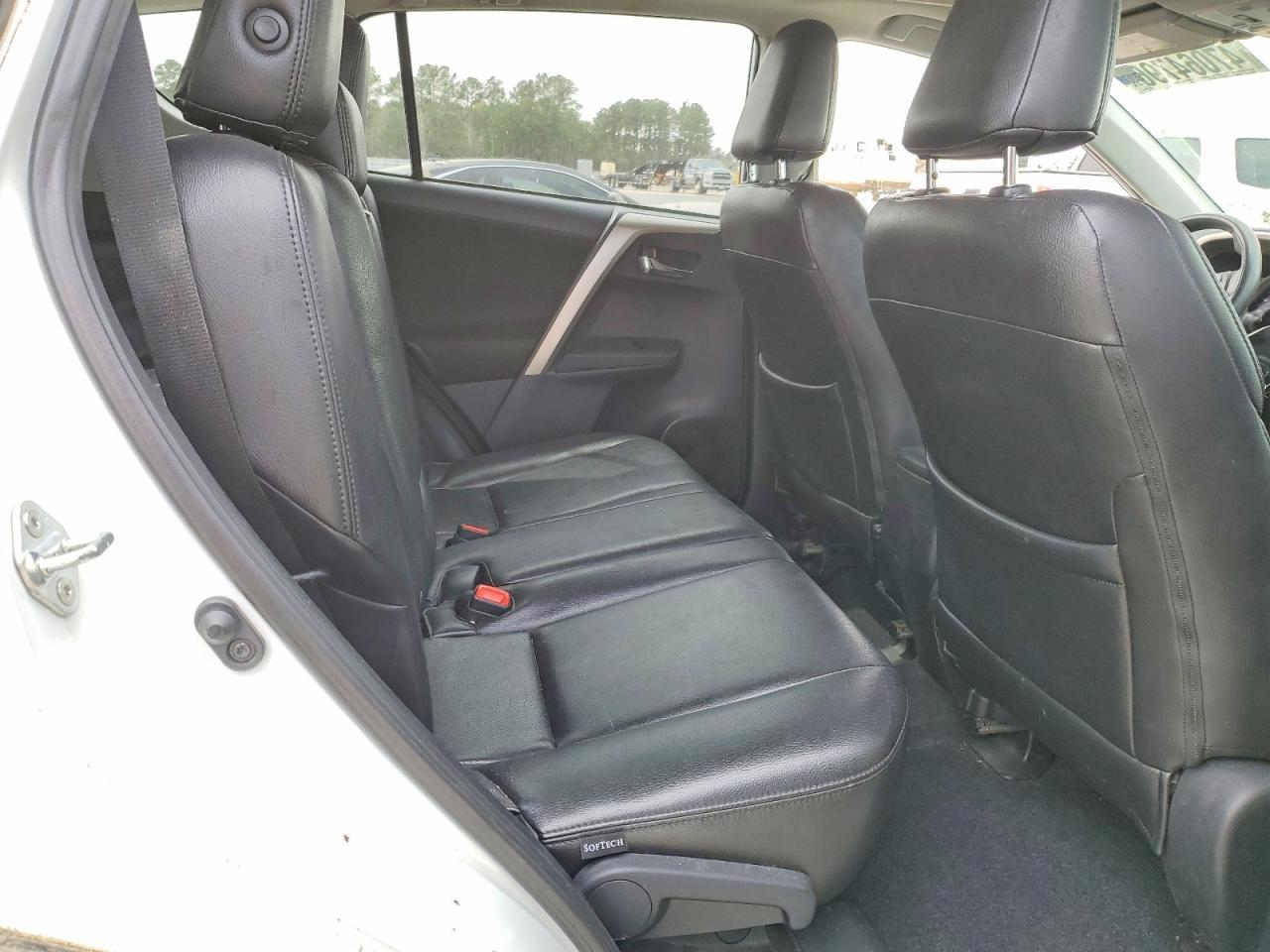 2014 Toyota Rav4 Xle - zdjęcie 11