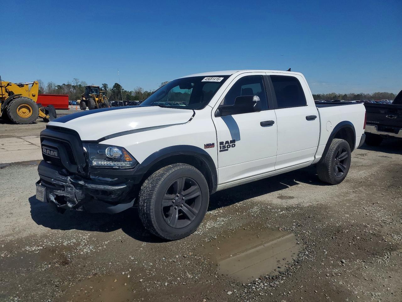 2021 Ram 1500 Classic Slt - zdjęcie główne
