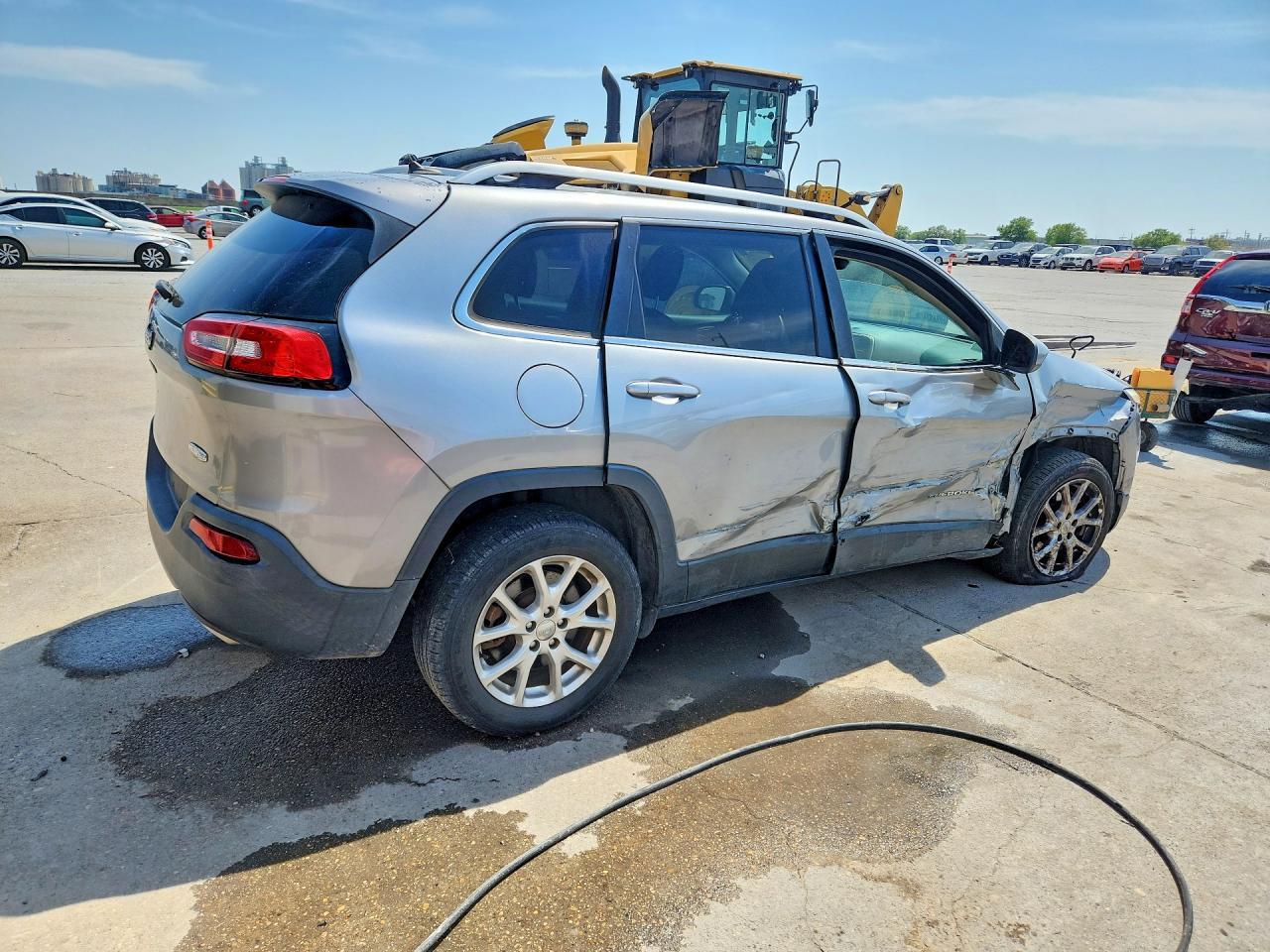 2015 Jeep Cherokee Latitude - zdjęcie 3