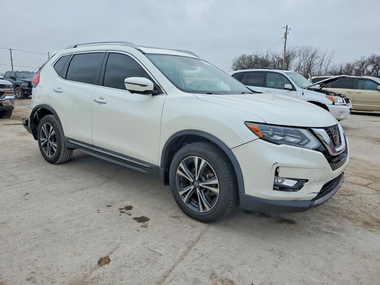2017 Nissan Rogue Sl - zdjęcie 4