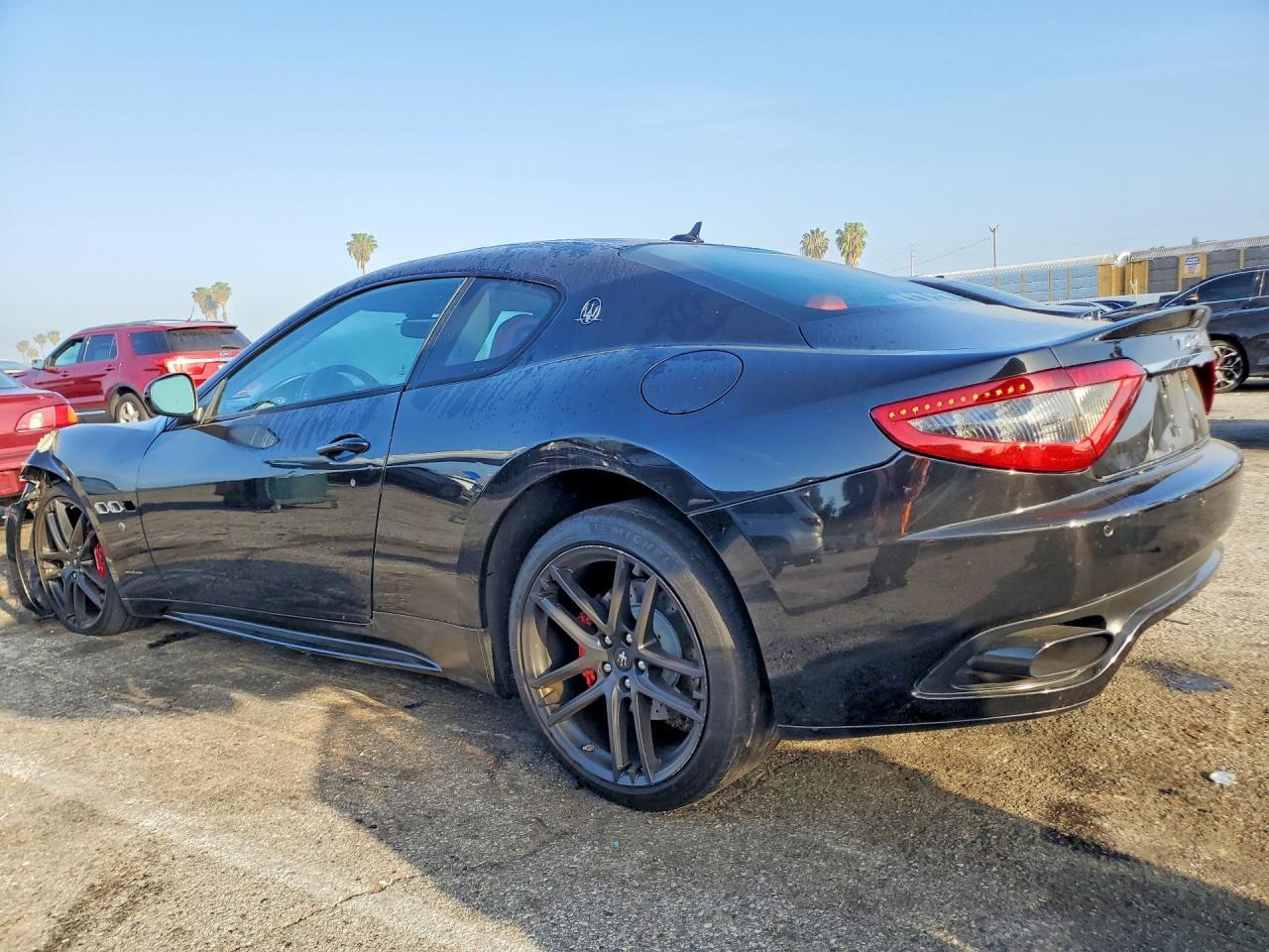 2015 Maserati Granturismo S - zdjęcie 2
