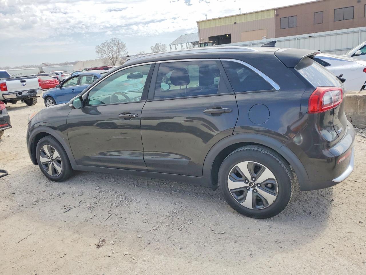 2017 Kia Niro Ex - zdjęcie 2