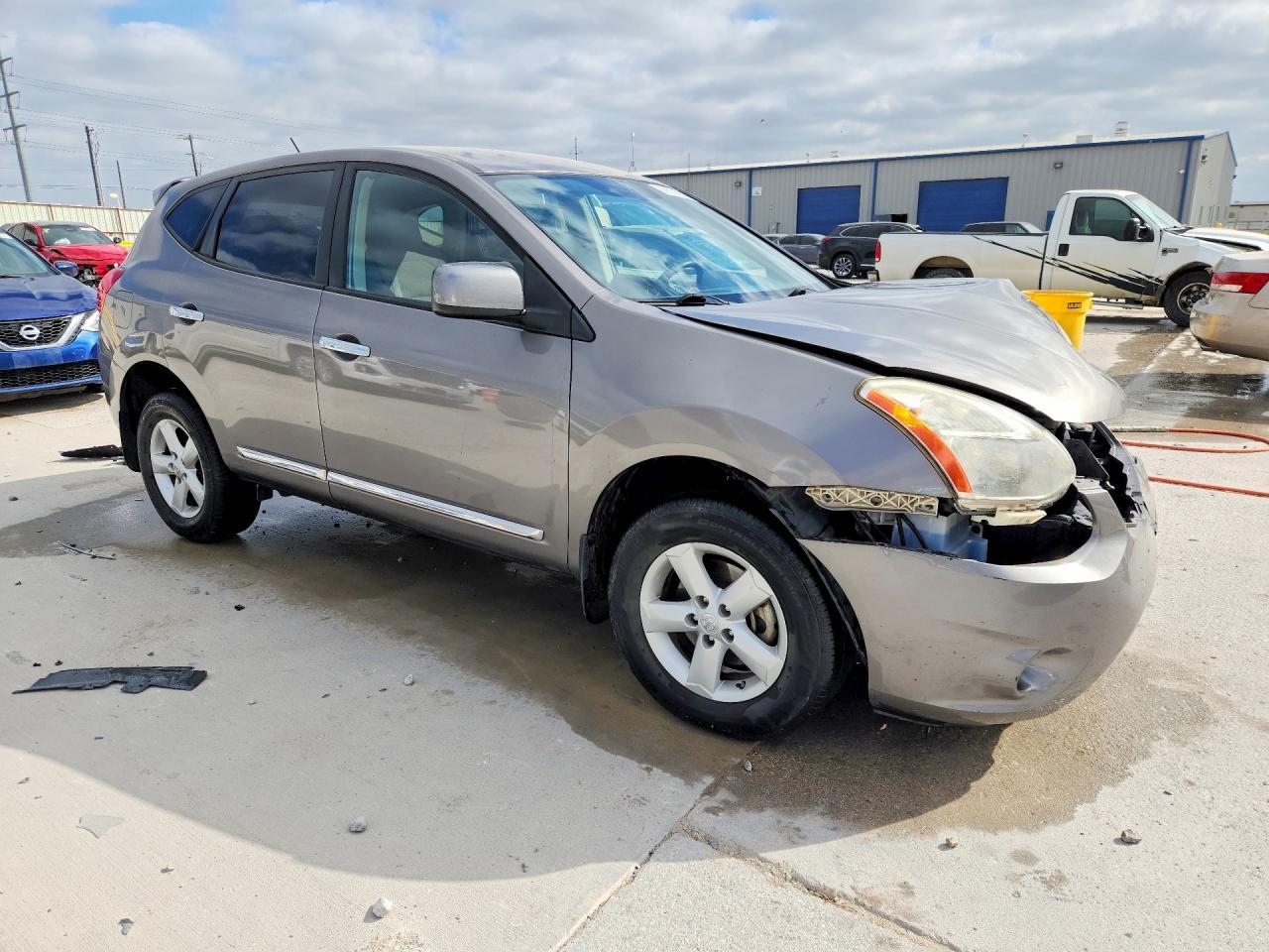 2013 Nissan Rogue S - zdjęcie 4