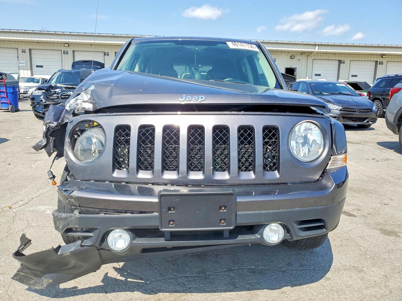 2015 Jeep Patriot Latitude - zdjęcie 5
