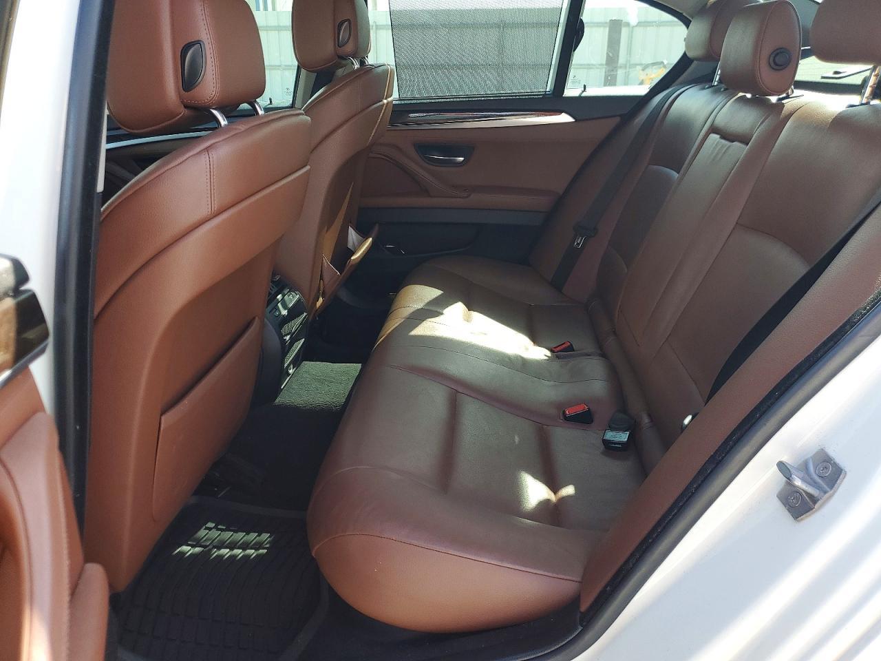 2013 BMW 535 I - zdjęcie 10