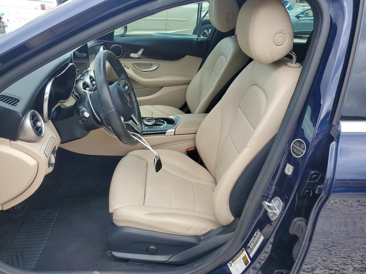 2019 Mercedes-Benz C 300 - zdjęcie 7