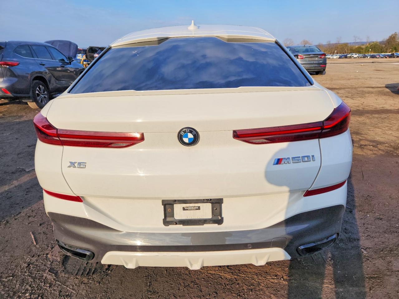 2021 BMW X6 M50I - zdjęcie 6
