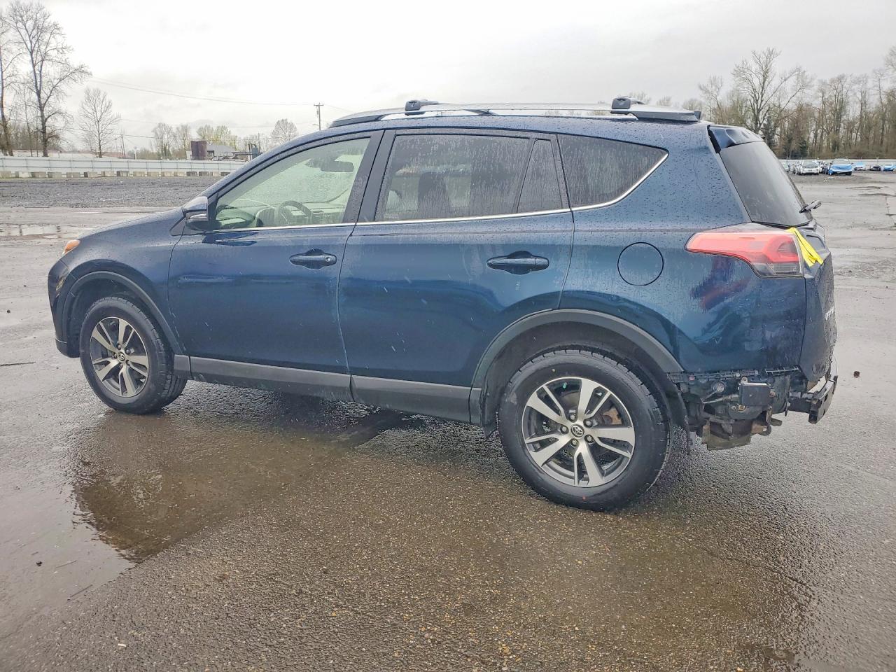 2018 Toyota Rav4 Xle - zdjęcie 2