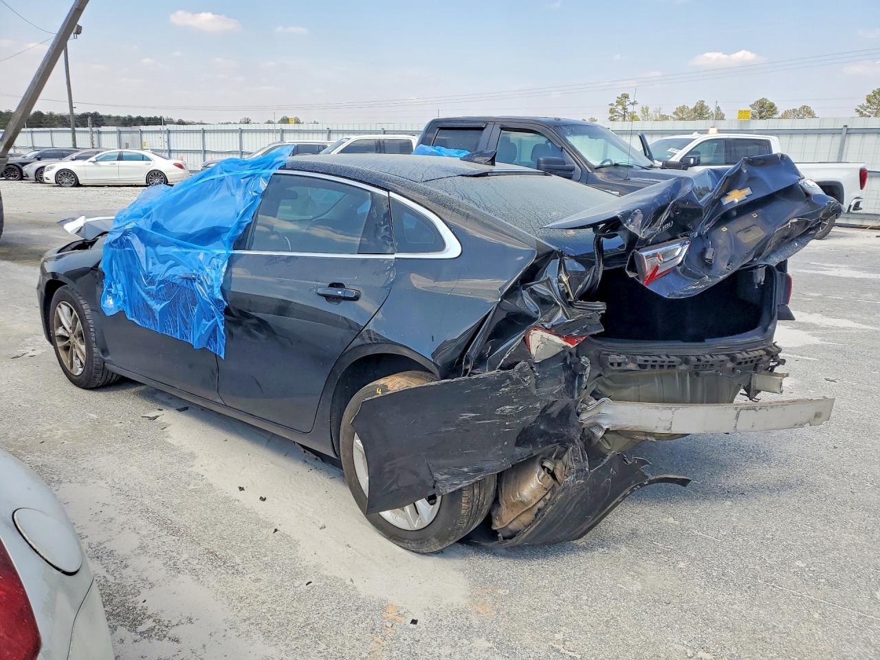 2017 Chevrolet Malibu Lt - zdjęcie 2