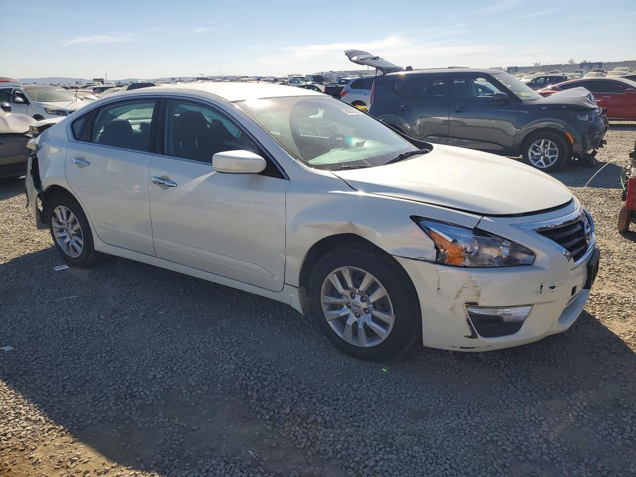 2015 Nissan Altima 2.5 - zdjęcie 4