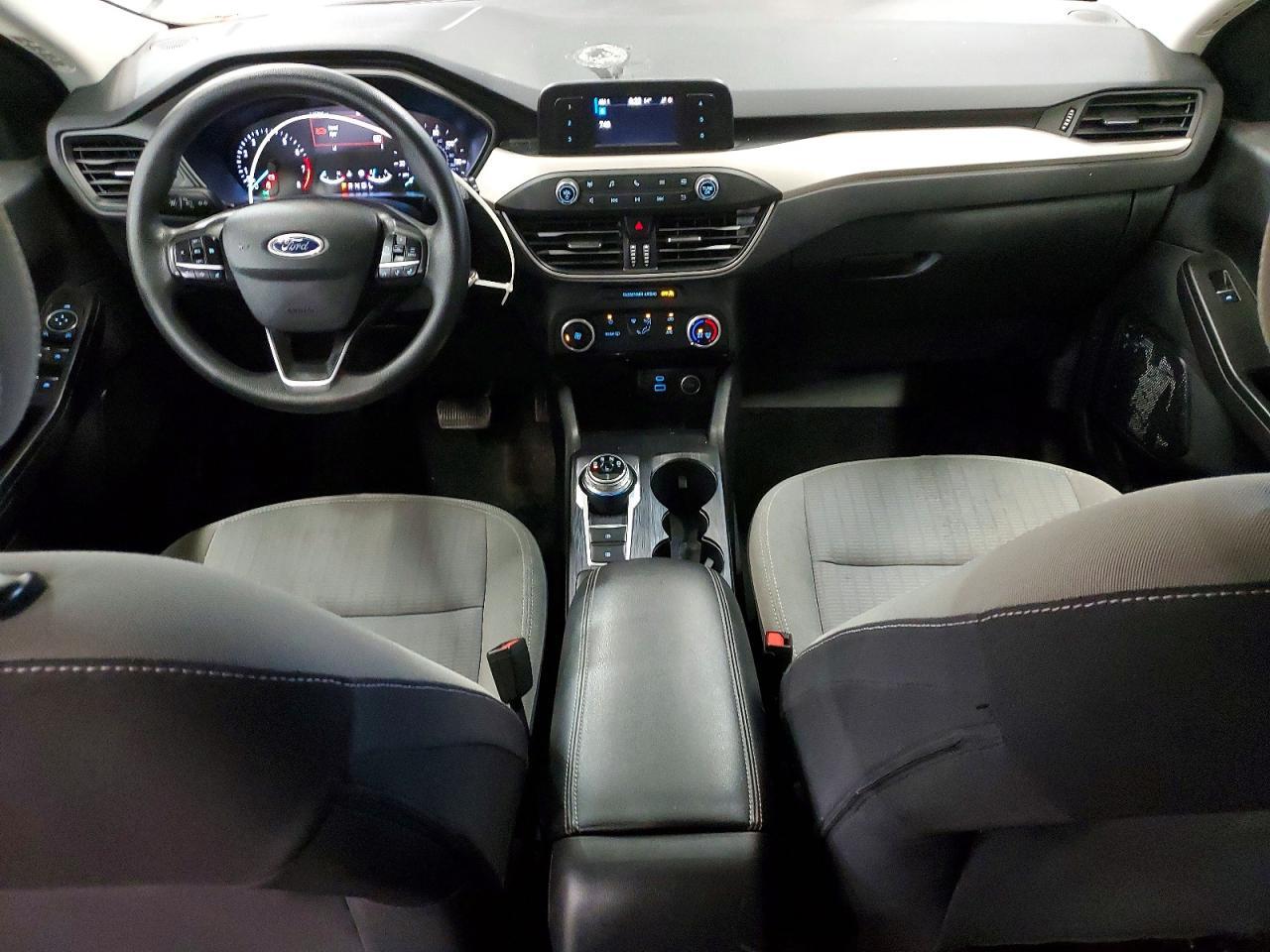 2021 Ford Escape S - zdjęcie 8