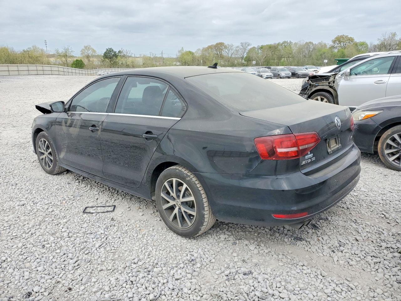 2017 Volkswagen Jetta Se - zdjęcie 2