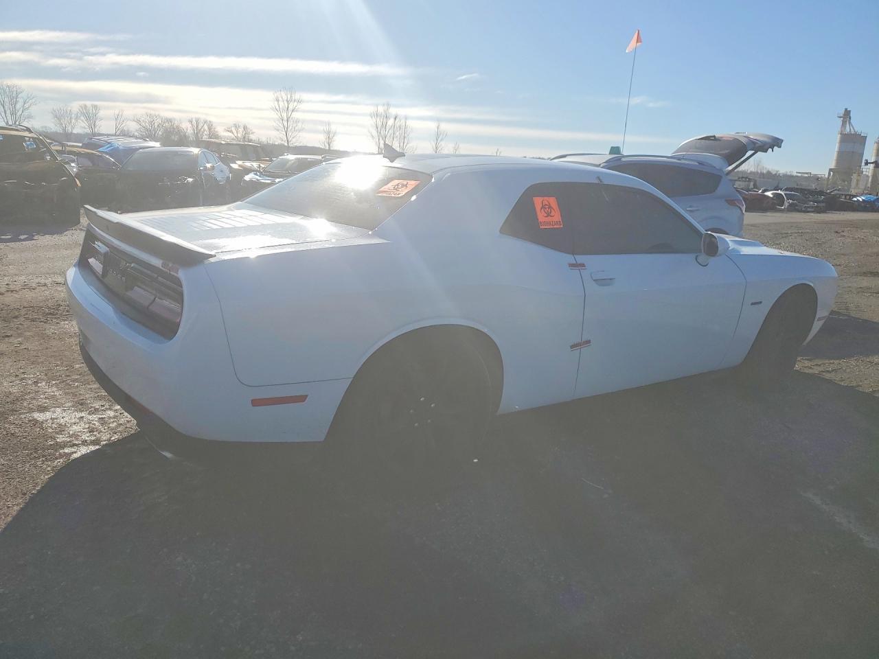 2016 Dodge Challenger R - zdjęcie 3