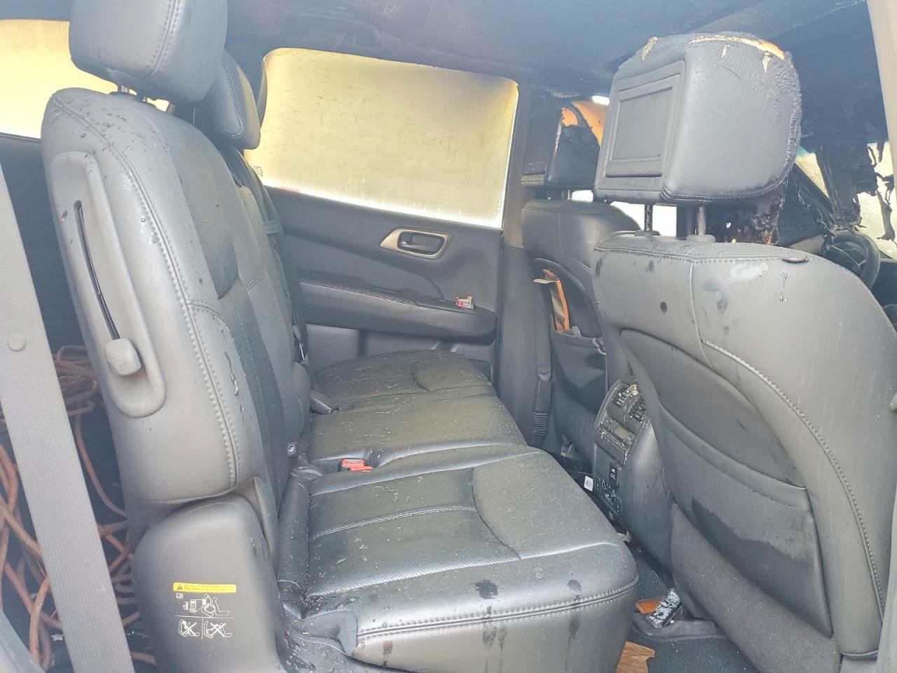 2015 Nissan Pathfinder S - zdjęcie 11