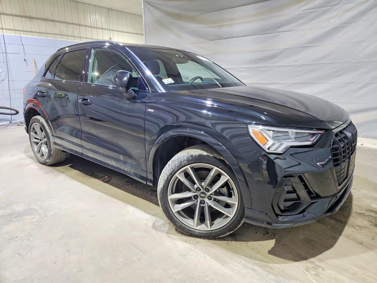 2022 Audi Q3 Premium Plus S Line 45 - zdjęcie 4