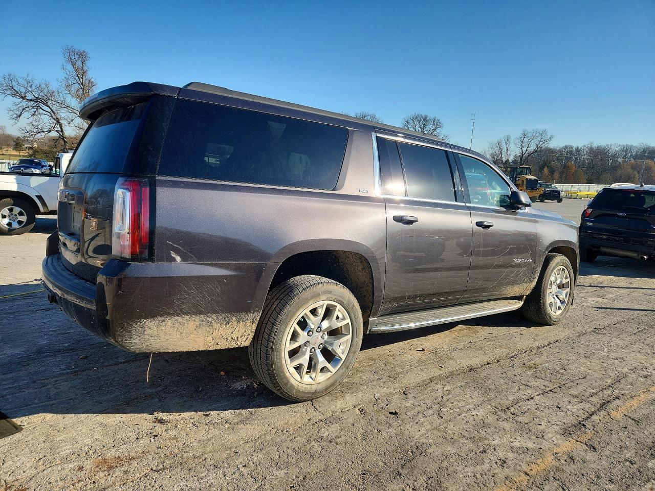 2016 GMC Yukon Xl K1500 Slt - zdjęcie 3