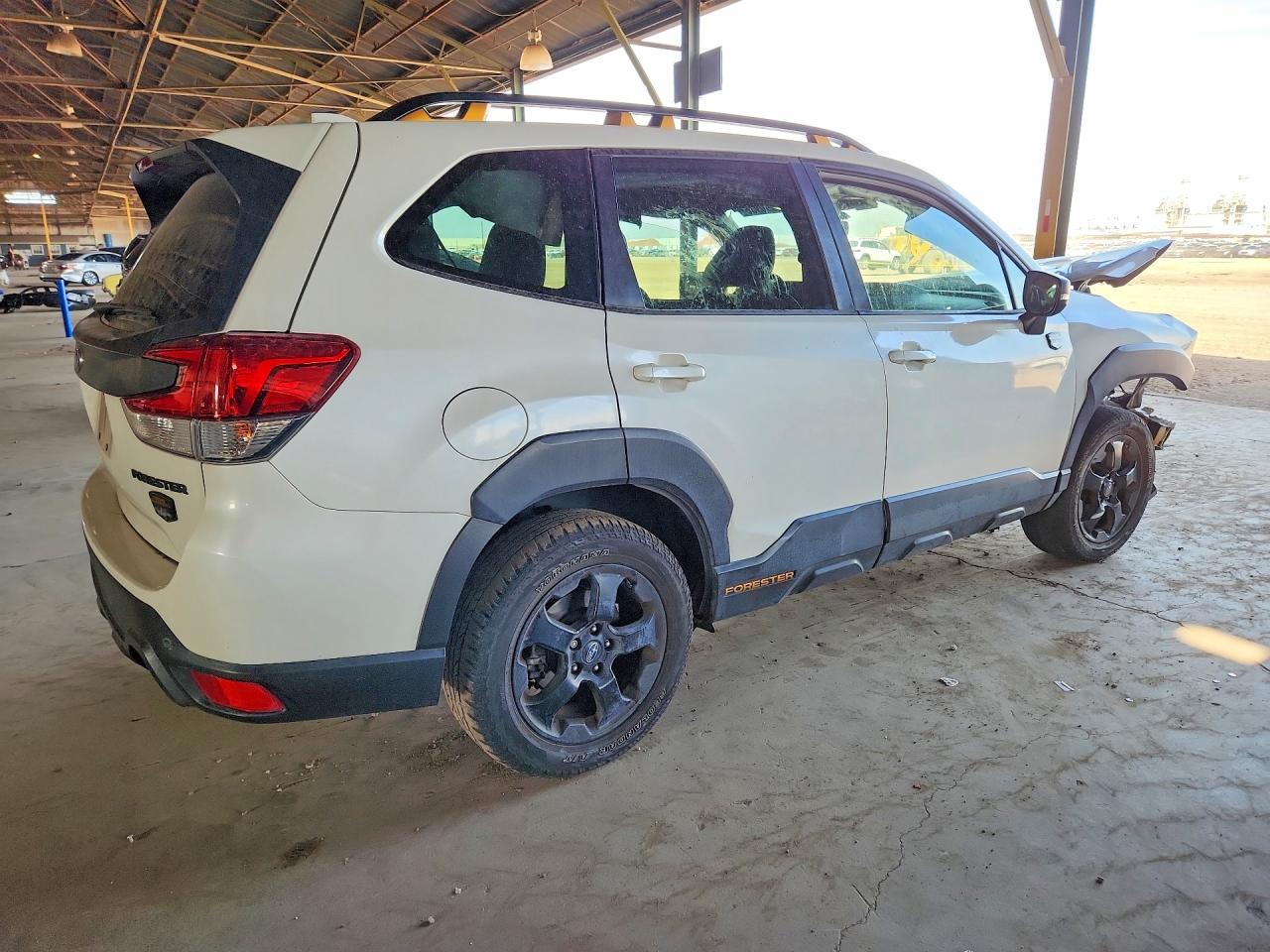 2023 Subaru Forester Wilderness - zdjęcie 3