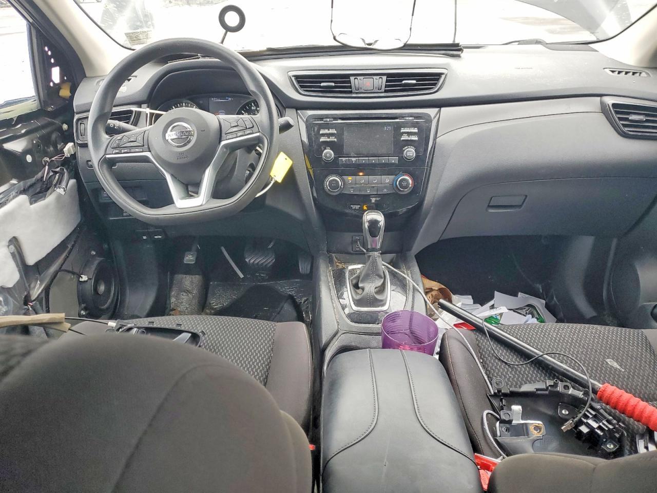 2017 Nissan Rogue Sport S - zdjęcie 8