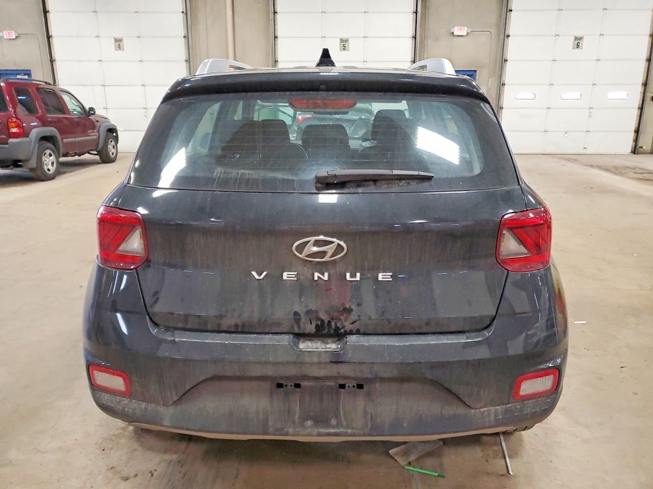 2022 Hyundai Venue Sel - zdjęcie 6