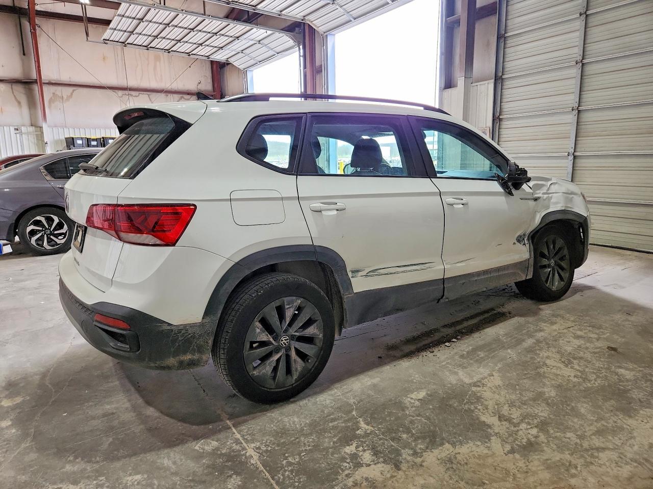 2022 Volkswagen Taos S - zdjęcie 3