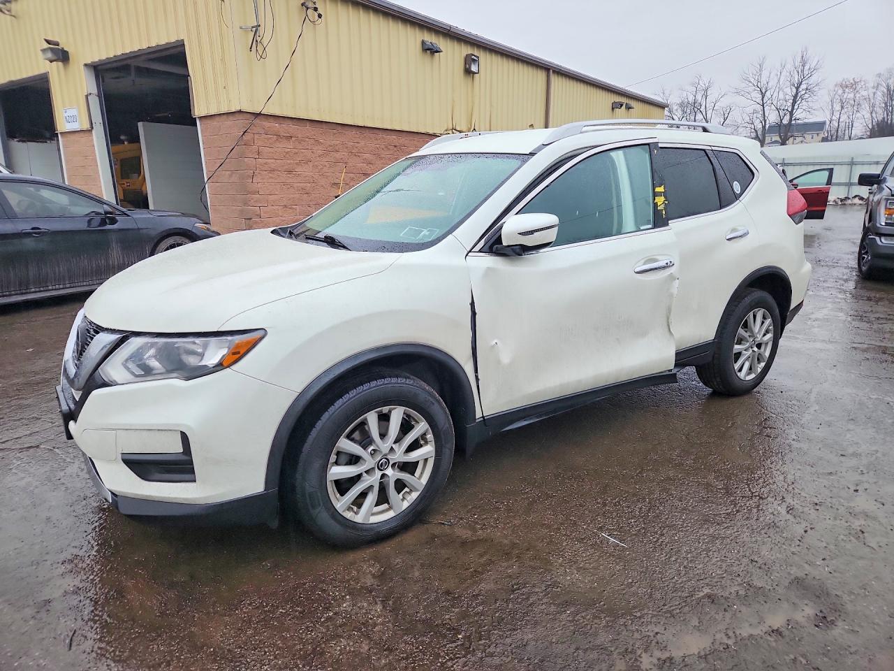 2019 Nissan Rogue Sv - zdjęcie główne